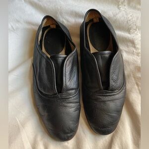 Frye Jillian Slip On Black Leather Loafers Womens 9M Casual Boho Solid Slip On